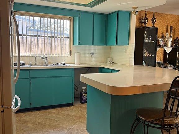 3rd image of 9201 Barrington Ln