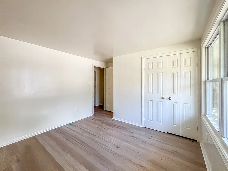 7 Fox Hill Dr #7 — Photo 7
