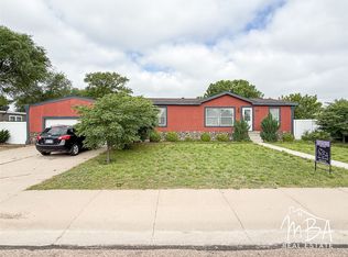 165 Shamrock St, Garden City, KS 67846