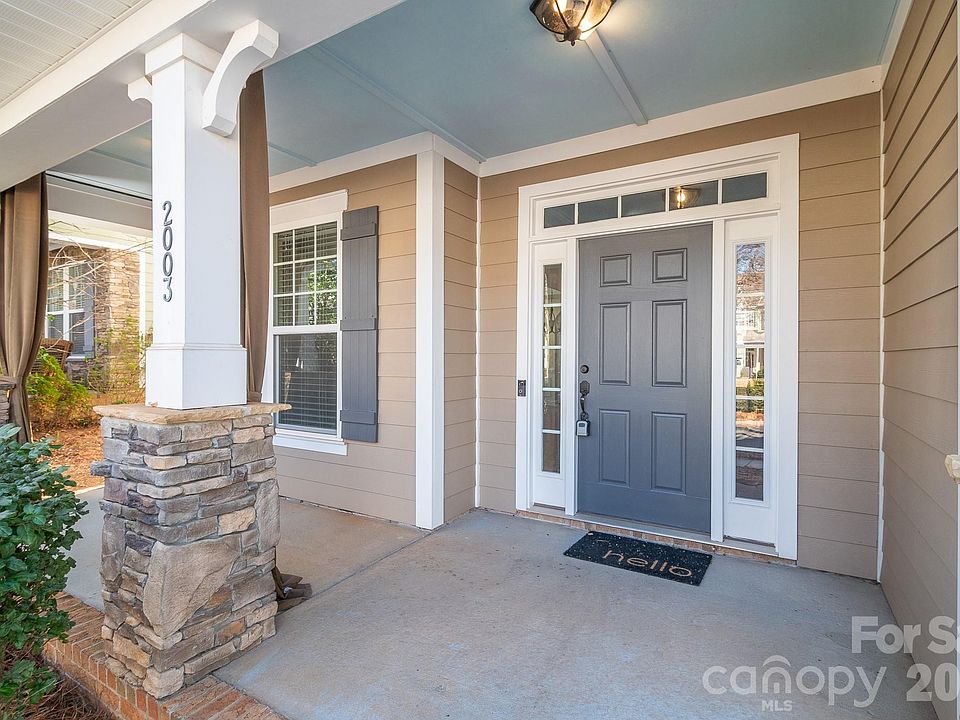 1st image of 2003 Fallondale Rd