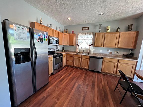 3rd image of 362 Chapelhill Dr