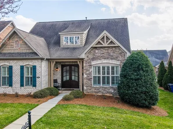 5584 Foxgate Cir, Winston Salem, NC 27106