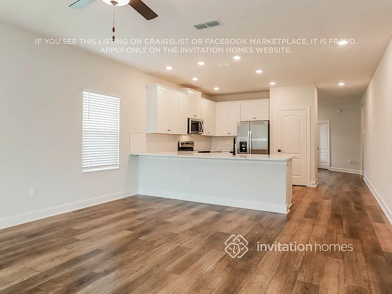 47 Shallow Bay Ct — Photo 5