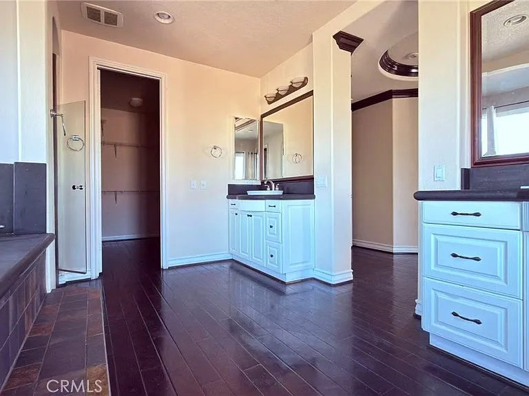 8658 Edelweiss Dr — Photo 47