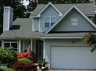 30 Juhasz Rd, Norwalk, CT 06854