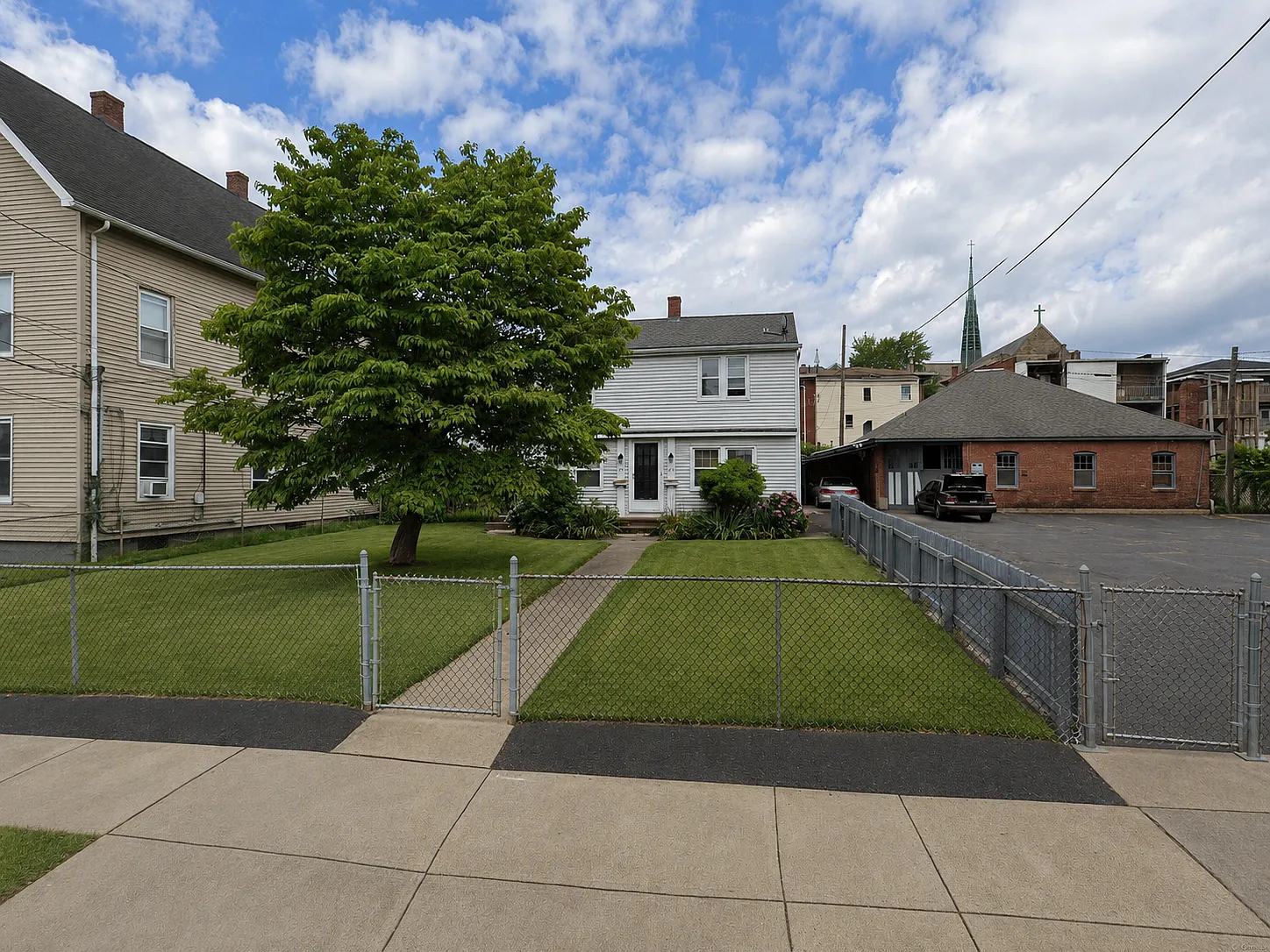 1 bed, 900 sqft, $1,400 — Photo 1