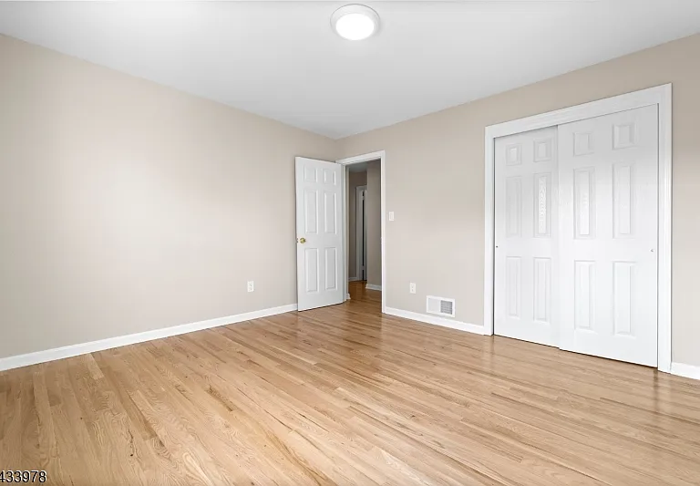 2 Andrew Ct #2 — Photo 11