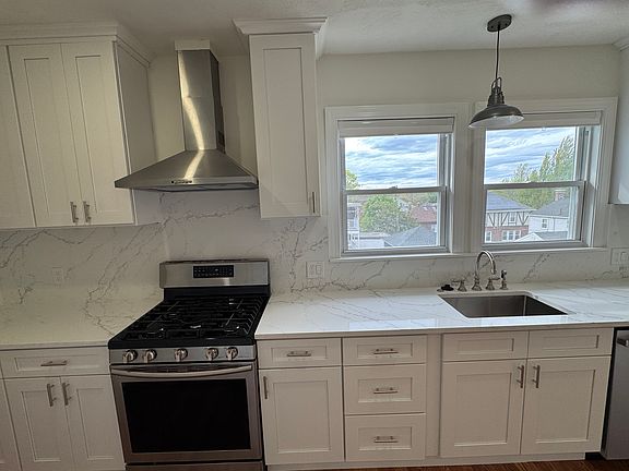 3rd image of 91 Greaton Rd Floor 2