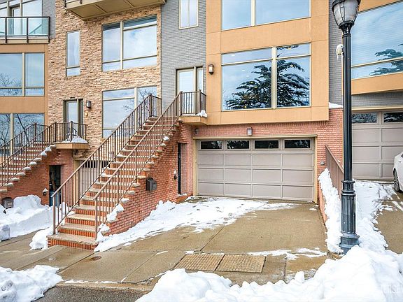 3rd image of 8707 Churchill Rd