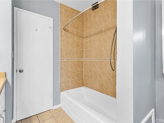 2nd image of 117 S Ivy Ave #117A