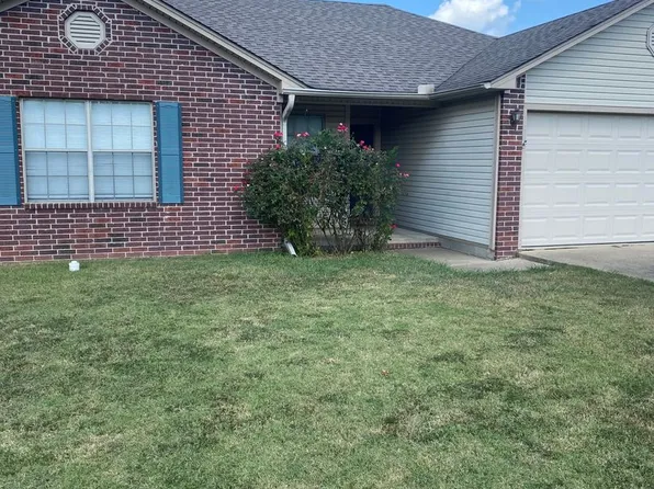 66 Timberwood Dr, Cabot, AR 72023