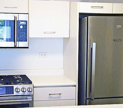 5th image of 2373 Broadway APT 402