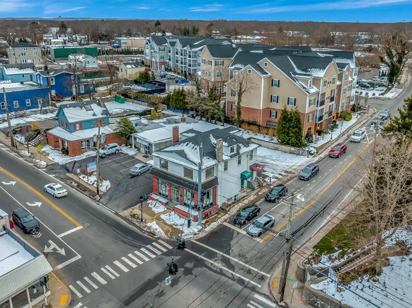 1500 Main St, Port Jefferson, NY 11777