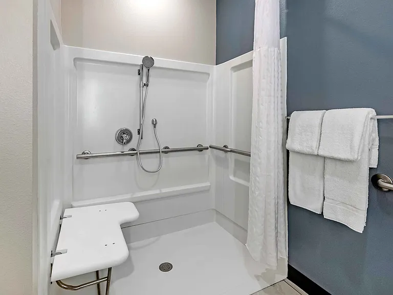 Studio Suite - 2 Queen Beds