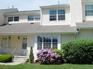 130 Sunnyvale Ct, Somerset, NJ 08873