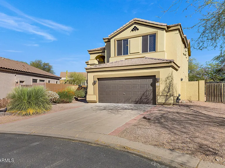 3055 N Red Mountain #85 — Photo 7