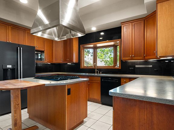 4th image of 3720 Horizon Glen Ct