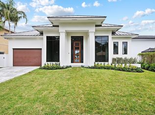 2117 NE 27th Dr, Fort Lauderdale, FL 33306