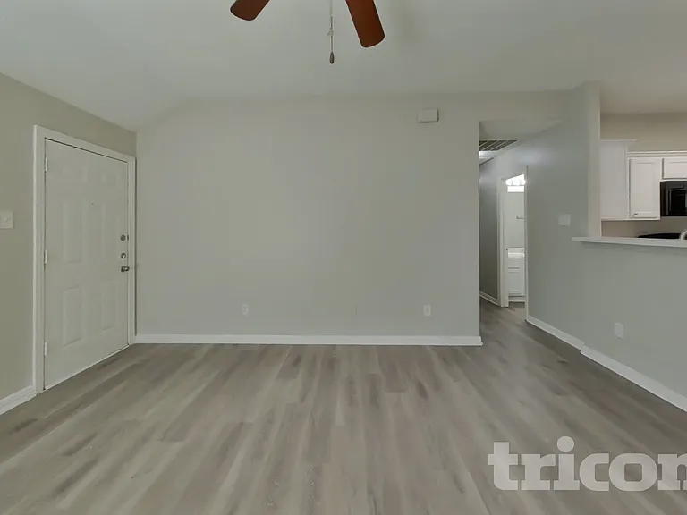 24307 Hard Wood Dr — Photo 3