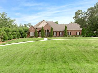 230 Stillmeadow Cir, Columbiana, AL 35051