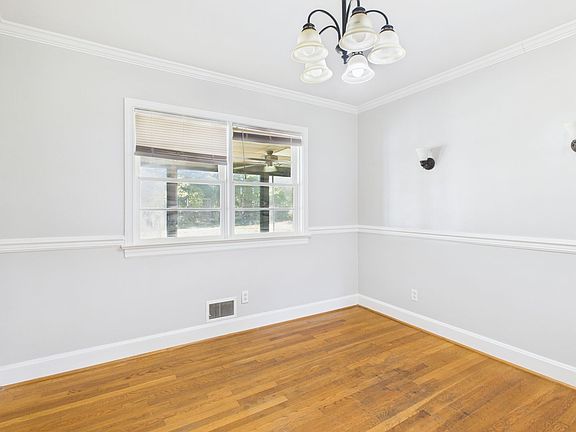 5th image of 8282 N Mayfield Ln
