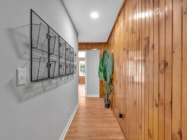 Marlwood Cir — Photo 8