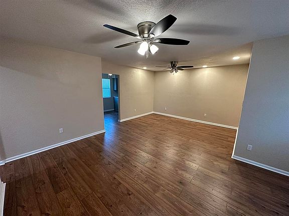 3rd image of 6406 NW Compass Dr