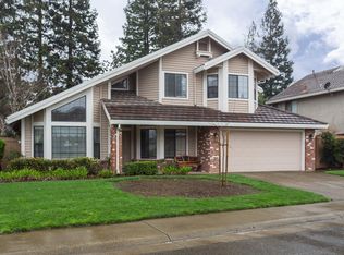 11670 Prospect Hill Dr, Gold River, CA 95670