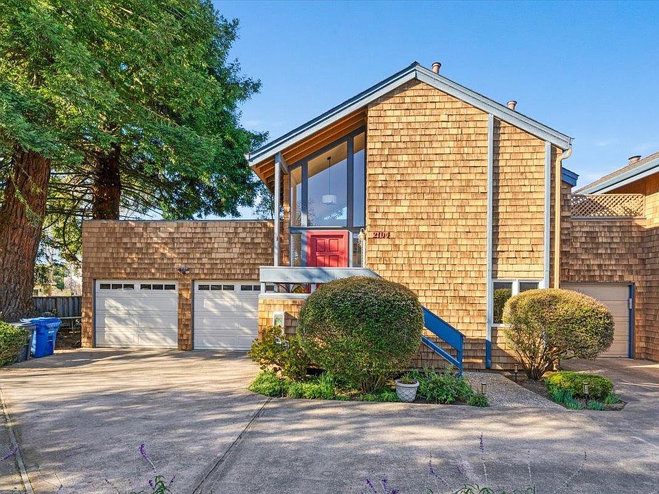 1st image of 2104 Penasquitas Dr