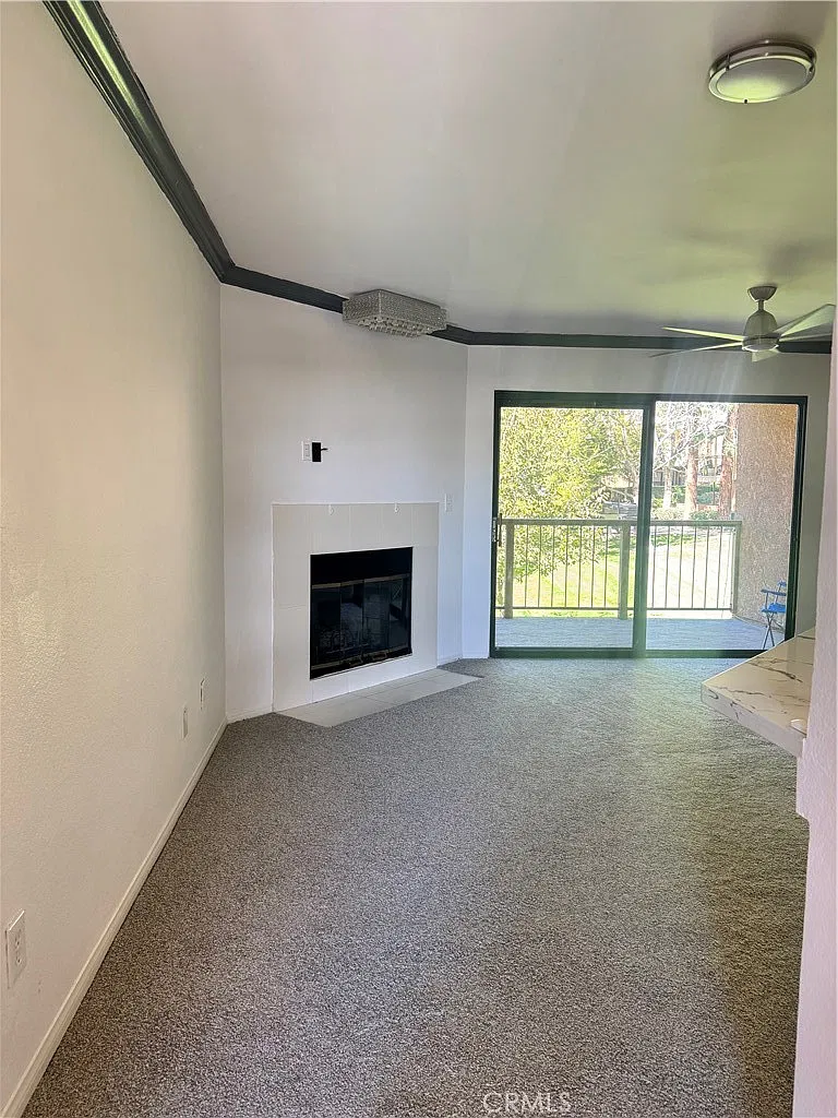 2 bed, 1008 sqft, $2,595 — Photo 2