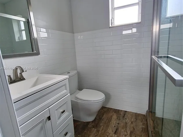 4900 Cleveland St — Photo 14