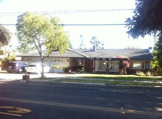 1040 W 19th St, Upland, CA 91784