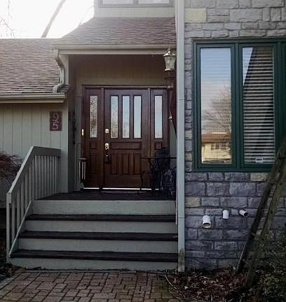 3rd image of 95 Donerail Dr SW