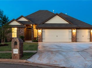 2624 38th, Moore, OK 73160