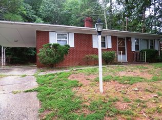 1602 Old Chatham Rd, Martinsville, VA 24112