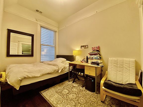 5th image of 530 Ashbury St