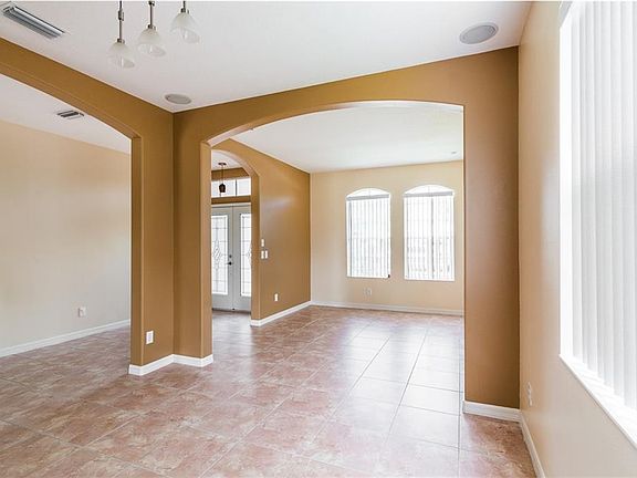 4th image of 10909 Australian Pine Dr