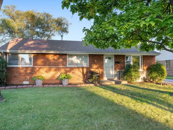 8341 Merrimac Ave, Burbank, IL 60459