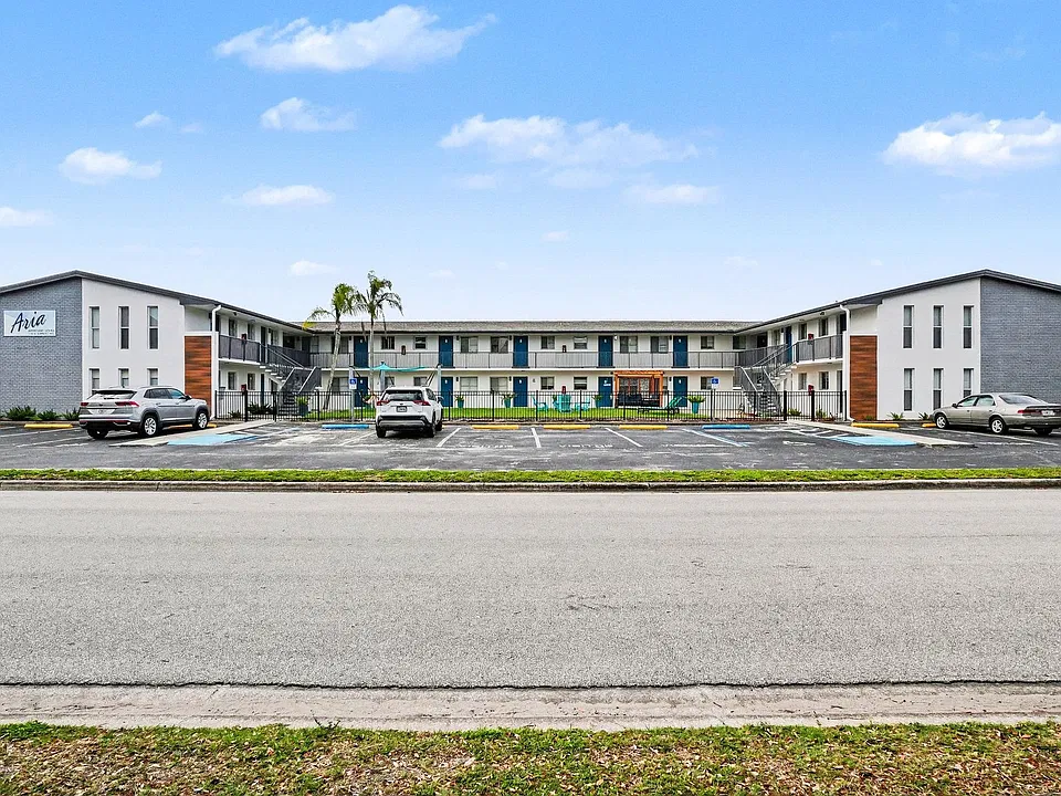 Aria Apartment Homes
