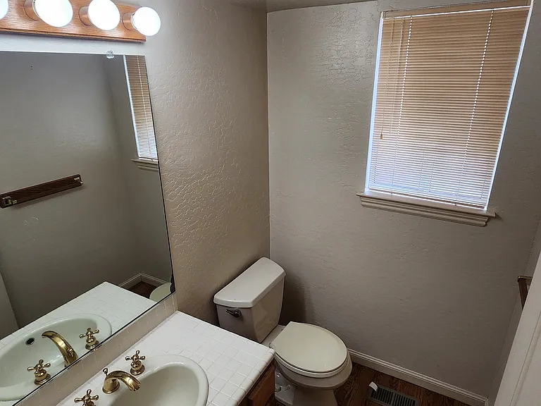 296 San Pedro Ave — Photo 8