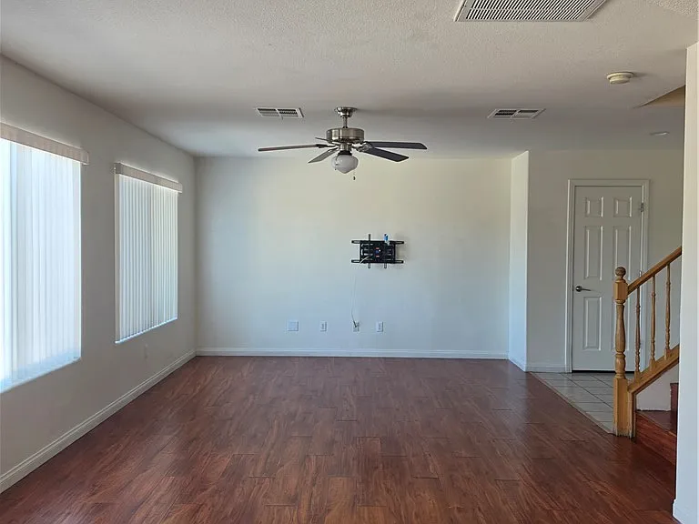 8915 Bonneville Peak Ct — Photo 7
