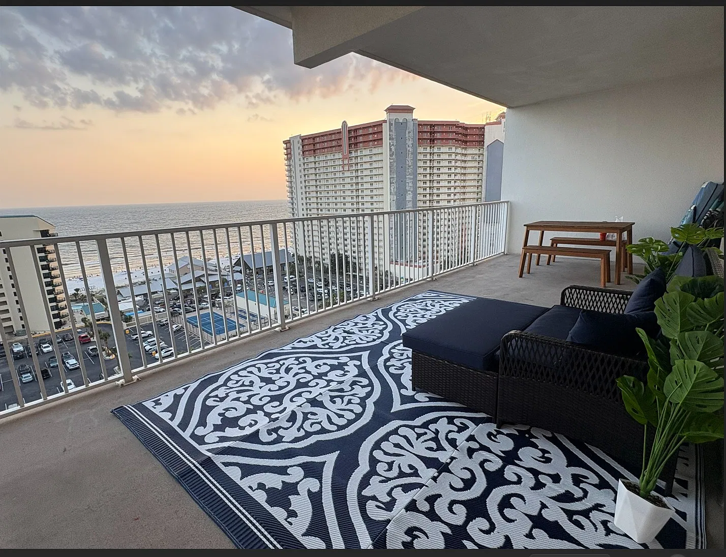 3 bed, 1681 sqft, $4,200 — Photo 1