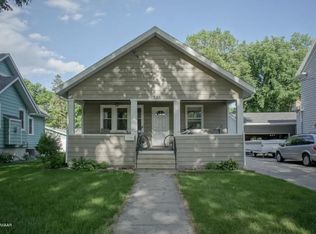 1336 7th St S, Fargo, ND 58103