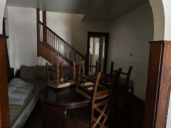 4th image of 759-761 Norton St