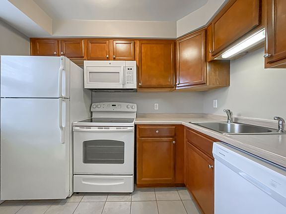 4th image of 102 W Steuben St #104-05