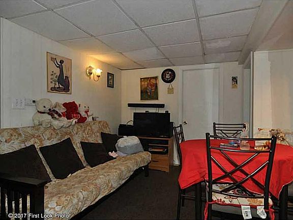 4th image of 261-263 Japonica St