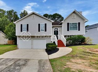 408 Ivy Terrace Dr, Dallas, GA 30157