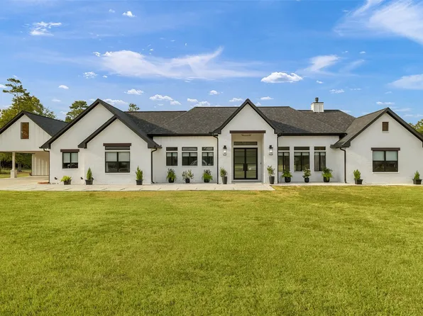 73 County Road 633, Dayton, TX 77535