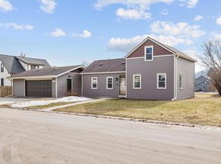 115 E Barrett St, Glenbeulah, WI 53023