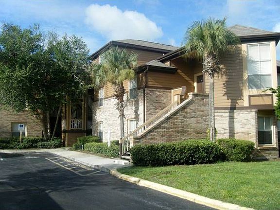 5th image of 482 N Pin Oak 202 Pl